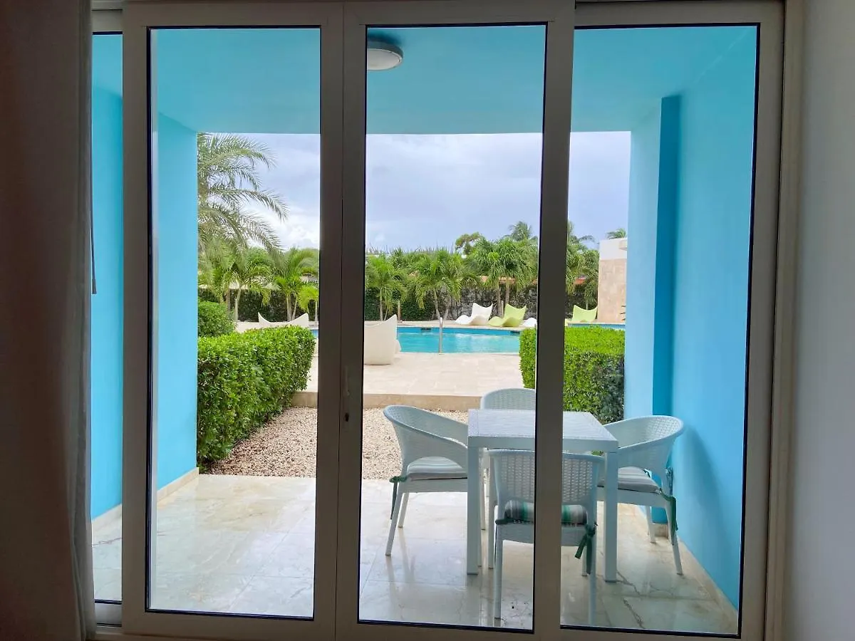 Isla Bonita Tropical 107 Apartment Palm Beach
