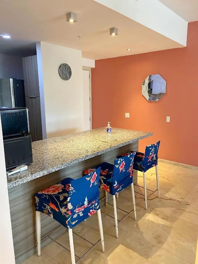 Isla Bonita Tropical 107 Appartement Palm Beach
